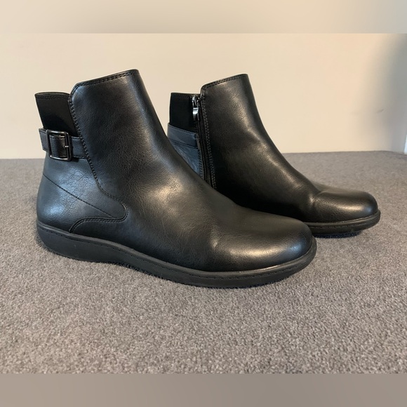Flex Step size 10 bootie - Picture 2 of 6